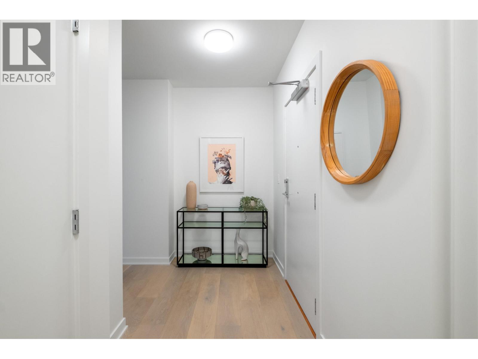 2602 1401 HUNTER STREET, North Vancouver