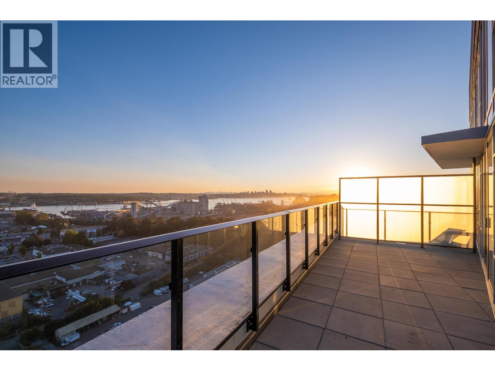 2602 1401 HUNTER STREET, North Vancouver