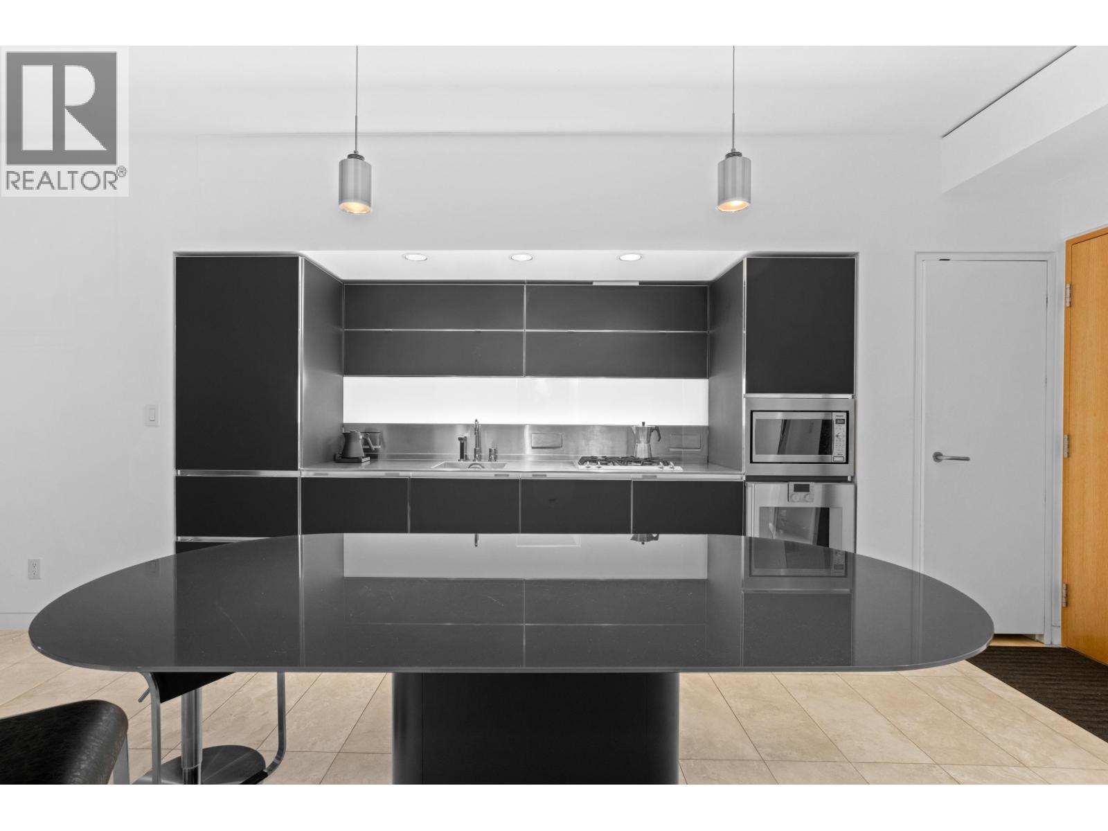 1807 838 W HASTINGS STREET, Vancouver