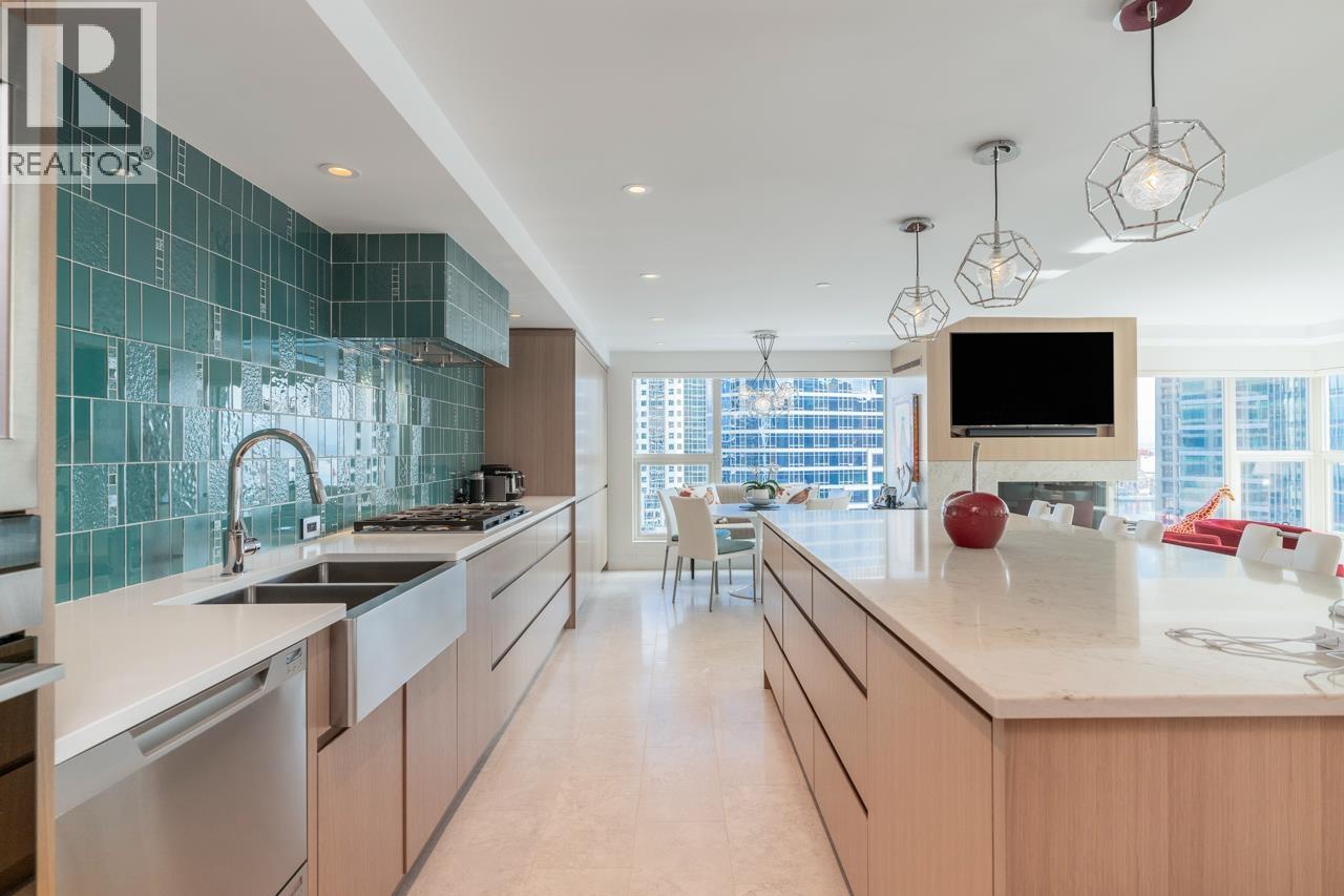 1402 837 W HASTINGS STREET, Vancouver