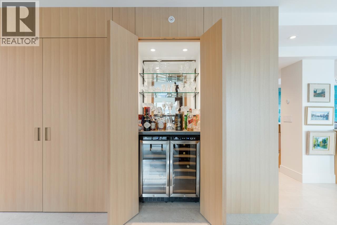 1402 837 W HASTINGS STREET, Vancouver