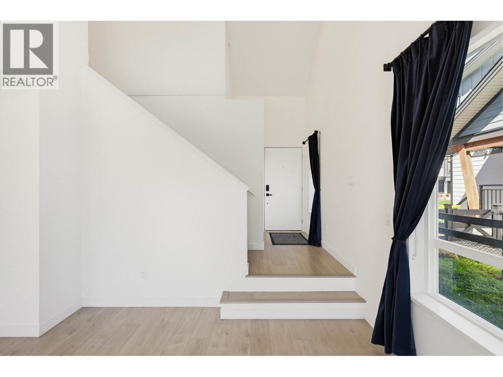 #4-4375 CORMORANT Way, Delta