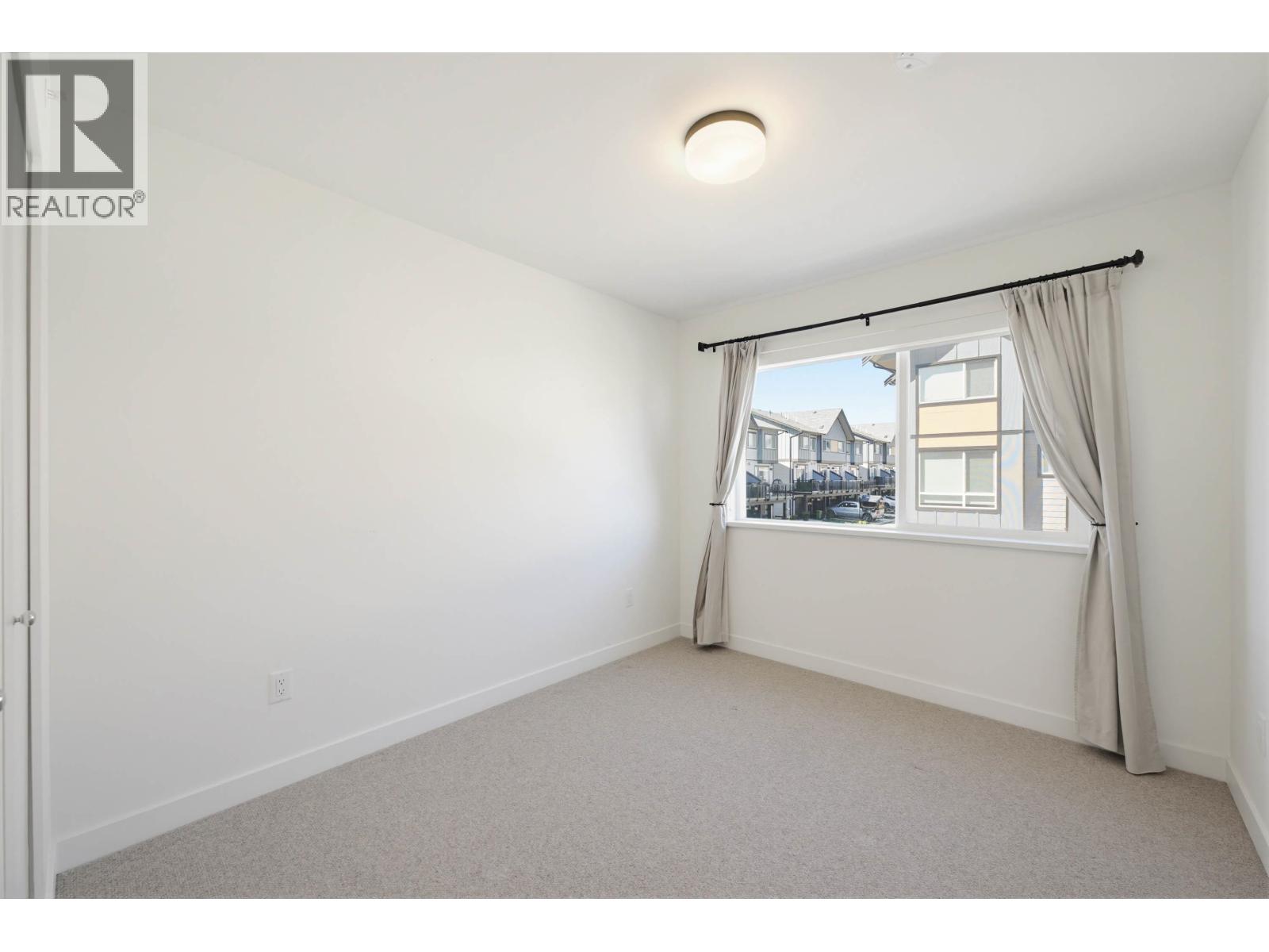 #4-4375 CORMORANT Way, Delta