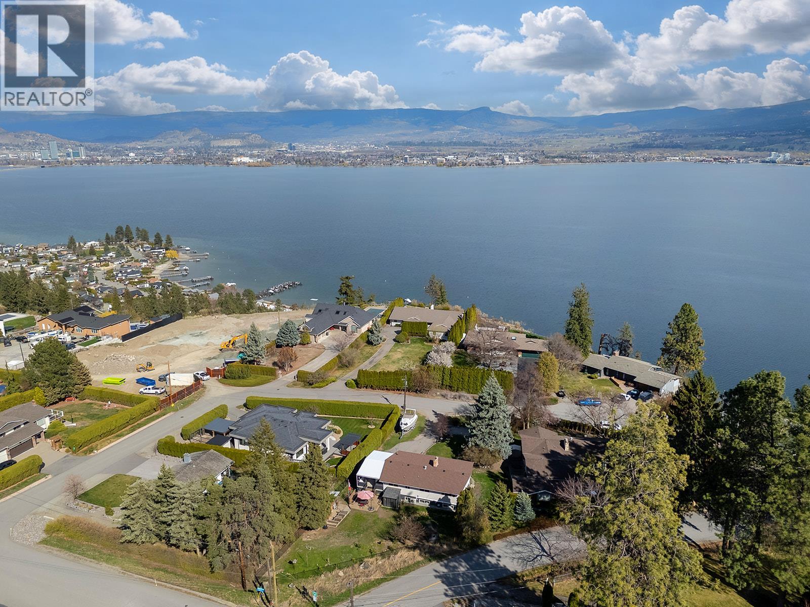 2906 Weatherhill Road, West Kelowna