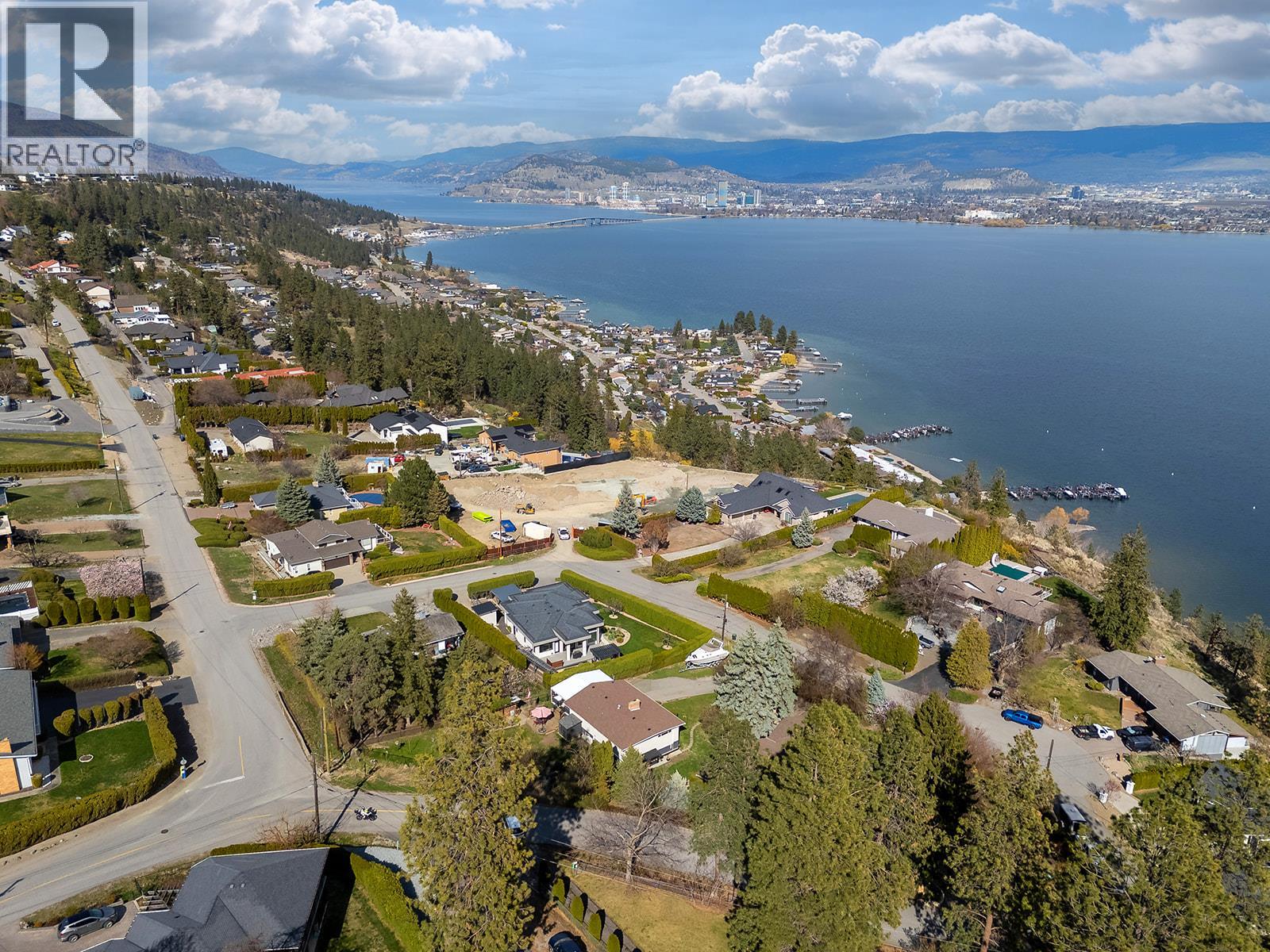 2906 Weatherhill Road, West Kelowna