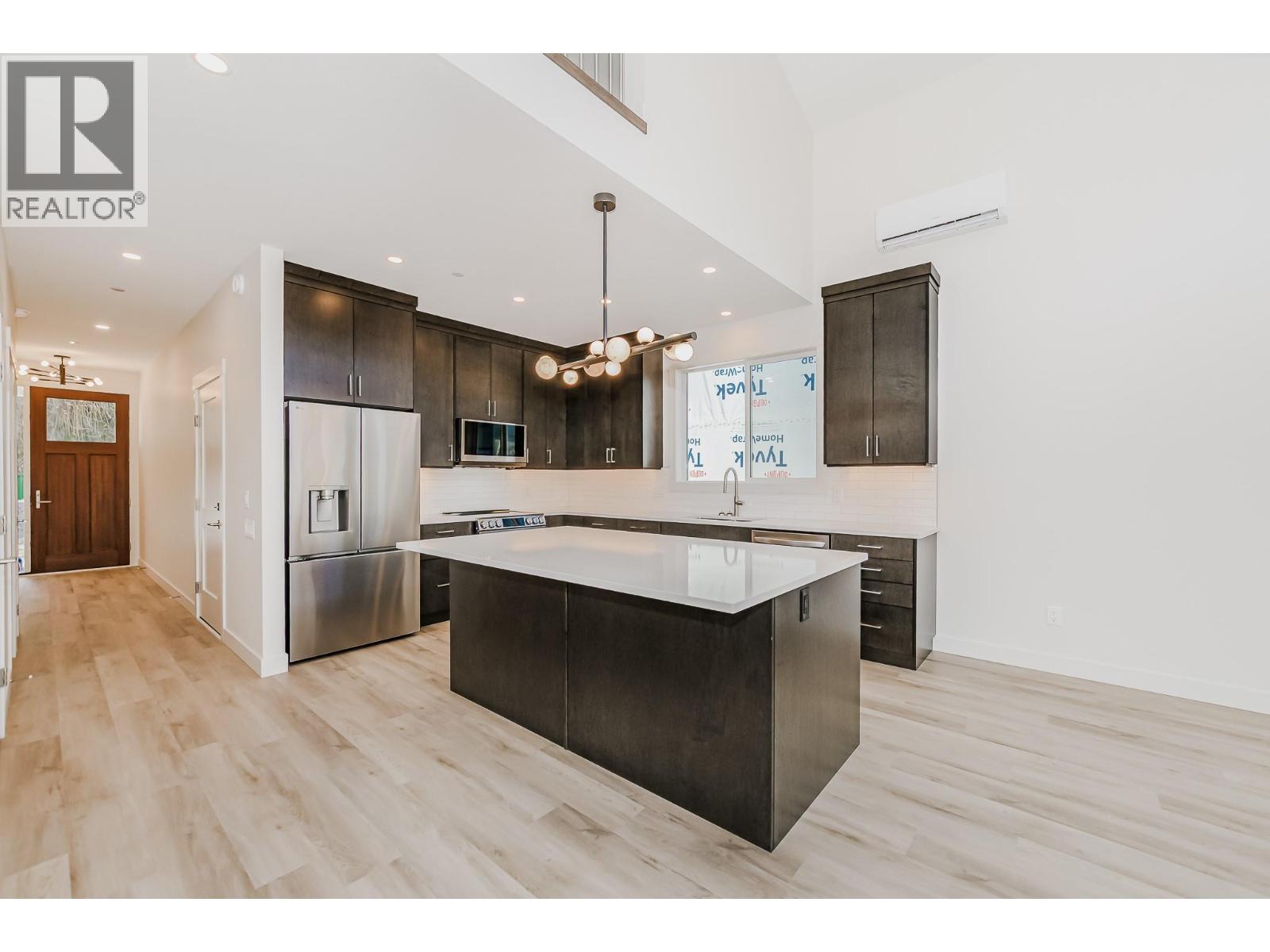 #4 8200 97A HIGHWAY - 15