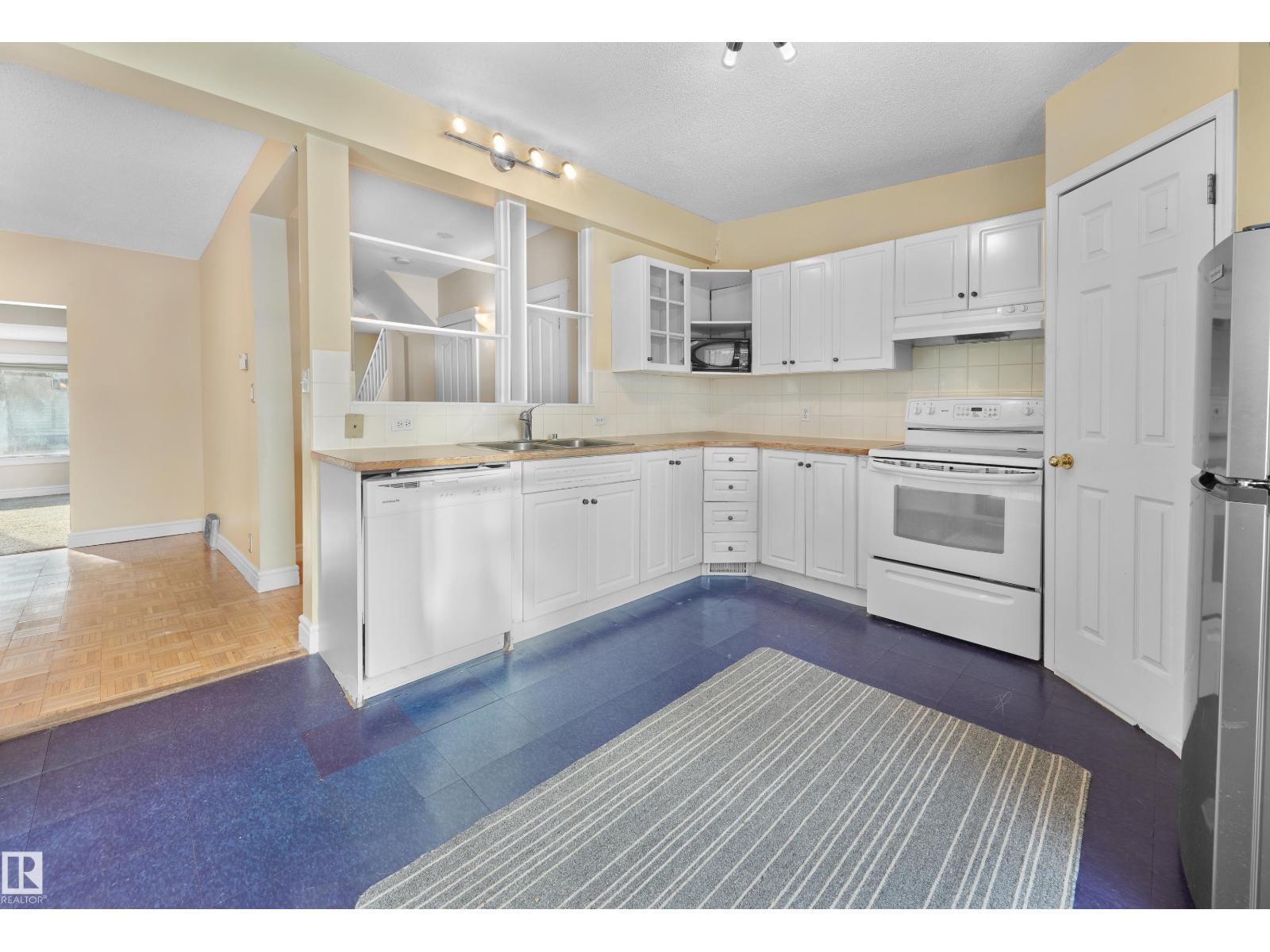 11212 75 AV NW - 20