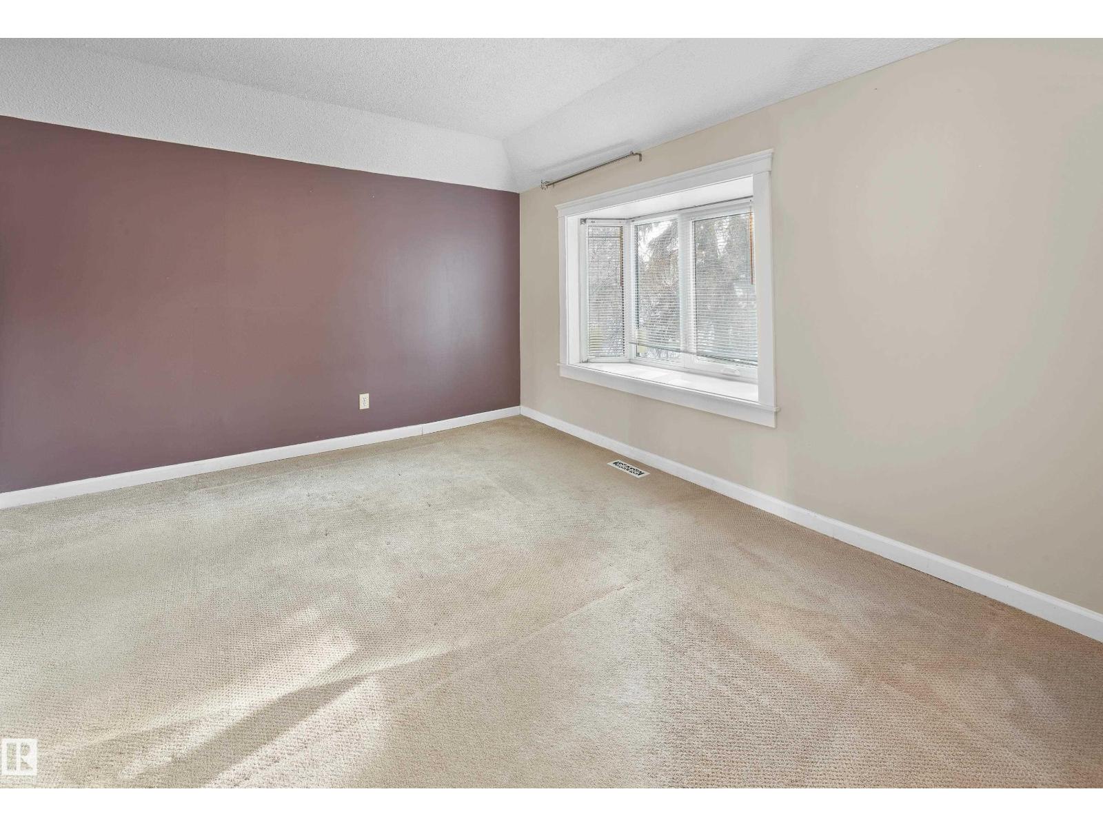 11212 75 AV NW - 24
