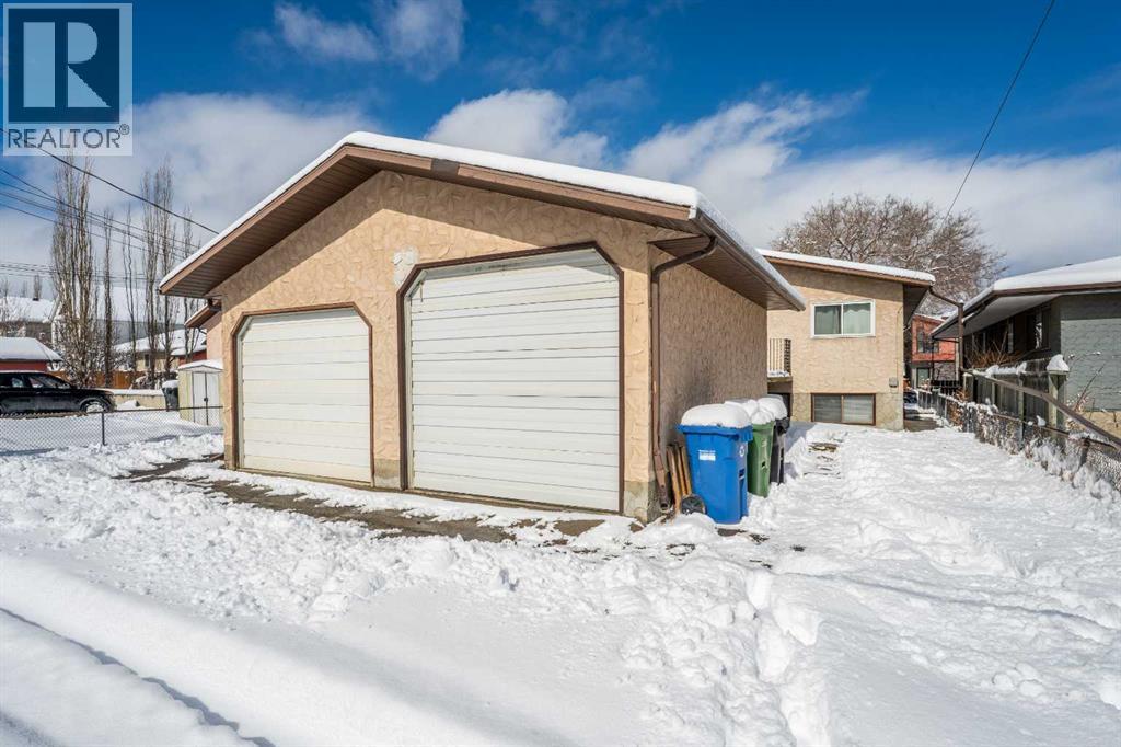 
          135 27 Avenue Northeast
            <br/>
            <span>Calgary</span>
            , 
            <span>AB</span>
             <span>T2Z1Z8</span>
         - Photo 30