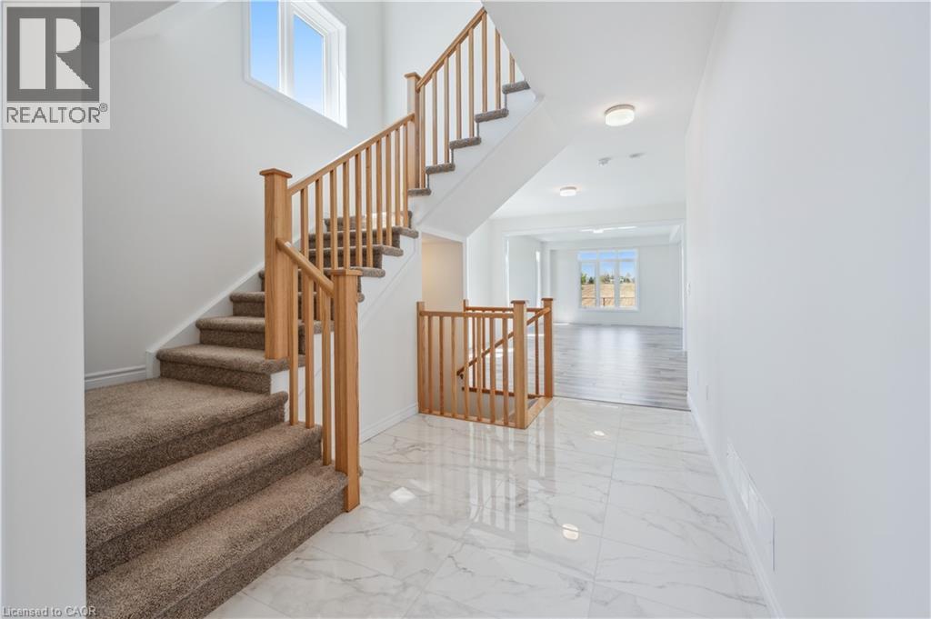 22 HENRY MARACLE Street - 4