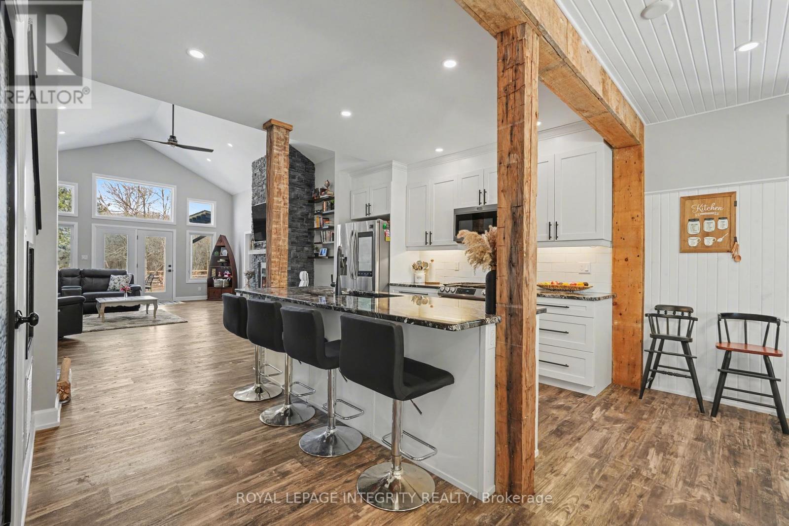 210 WAYSIDE DRIVE - 14