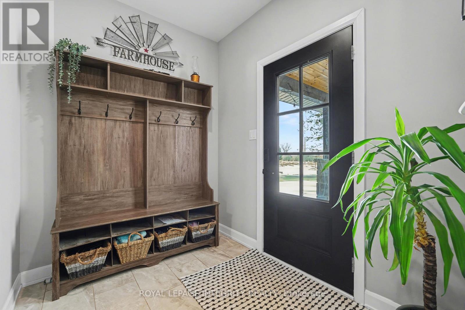 210 WAYSIDE DRIVE - 8