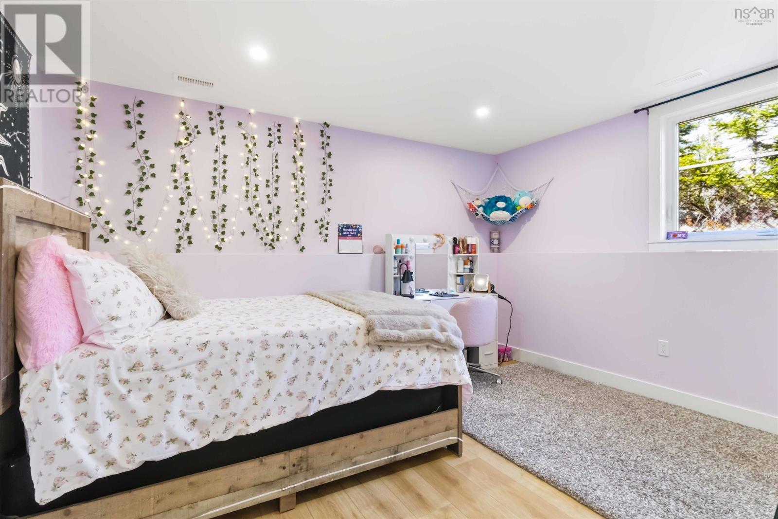 86 RIVERVIEW DRIVE - 27