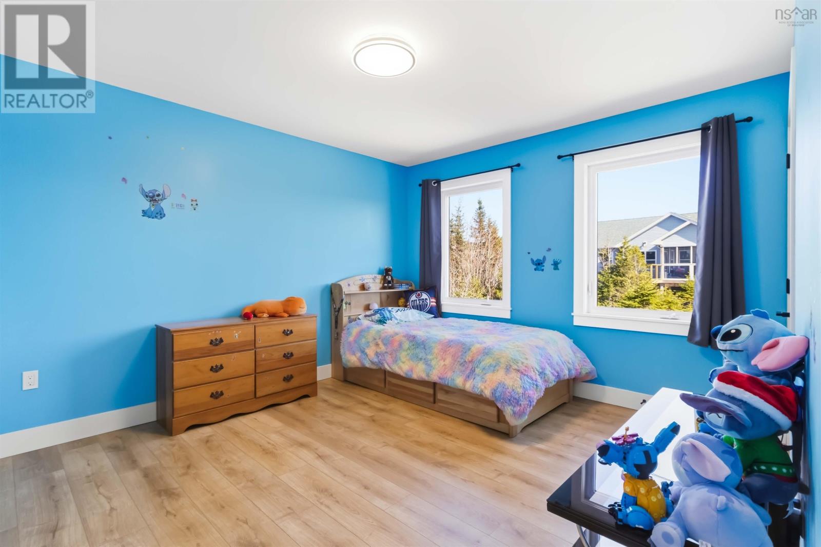 86 RIVERVIEW DRIVE - 43