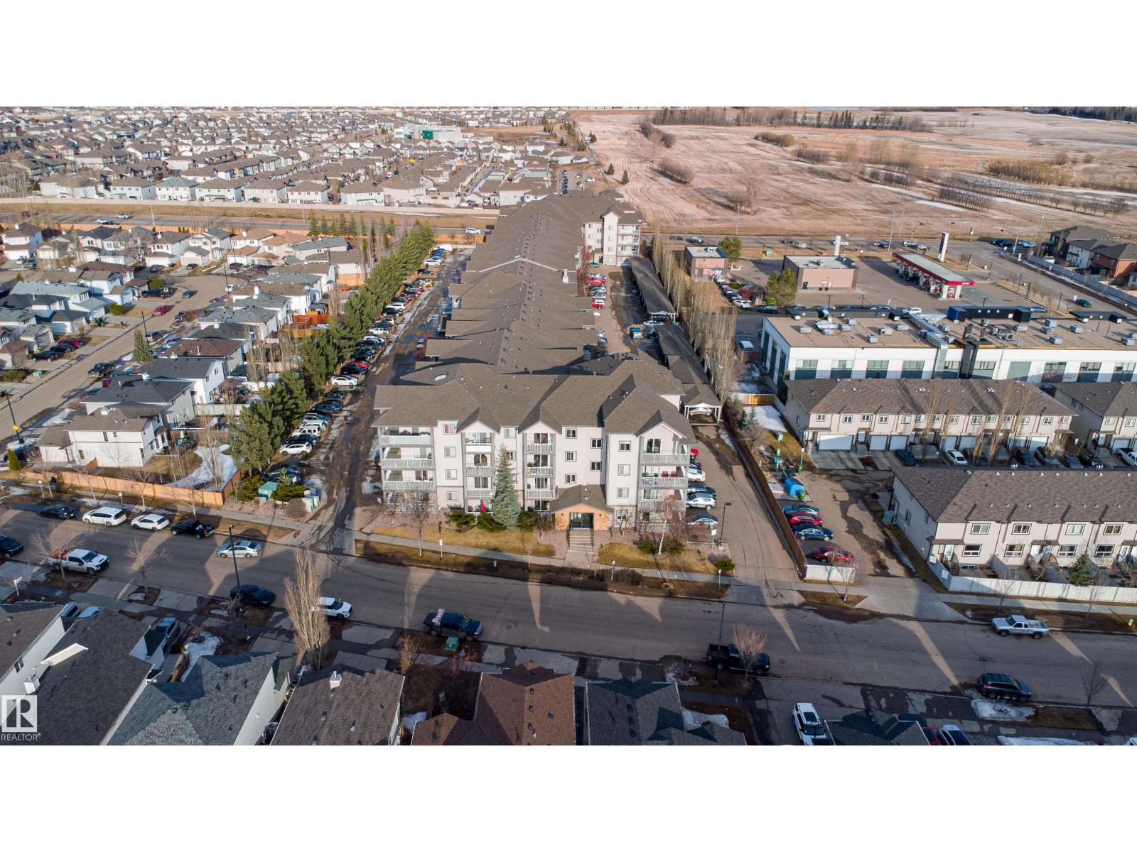 #224 3425 19 Street NW NW, Edmonton