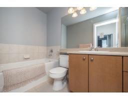 430 15380 102a Avenue, Surrey, BC V3R0B3 Photo 11