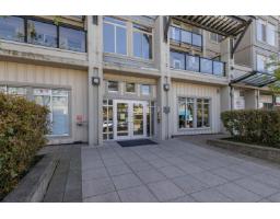430 15380 102a Avenue, Surrey, BC V3R0B3 Photo 15