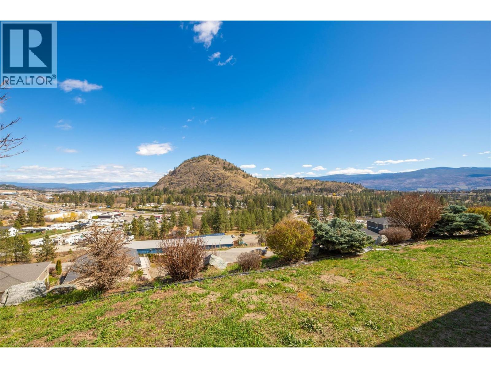 2957 Ensign Lane, West Kelowna