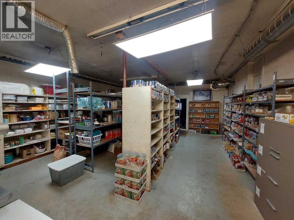 
          5002 48
            <br/>
            <span>Sedgewick</span>
            , 
            <span>AB</span>
             <span>T0B4C0</span>
         - Photo 6