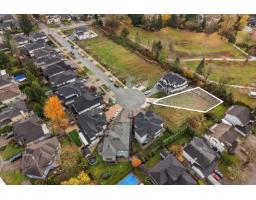 18922 62 Avenue, Surrey, BC V3S8A3 Photo 7