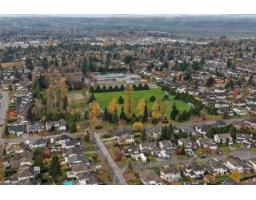18922 62 Avenue, Surrey, BC V3S8A3 Photo 11