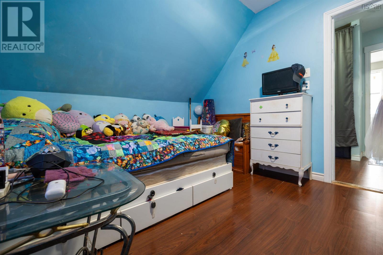 Property 26 of 32 of 10 East Pleasant Street