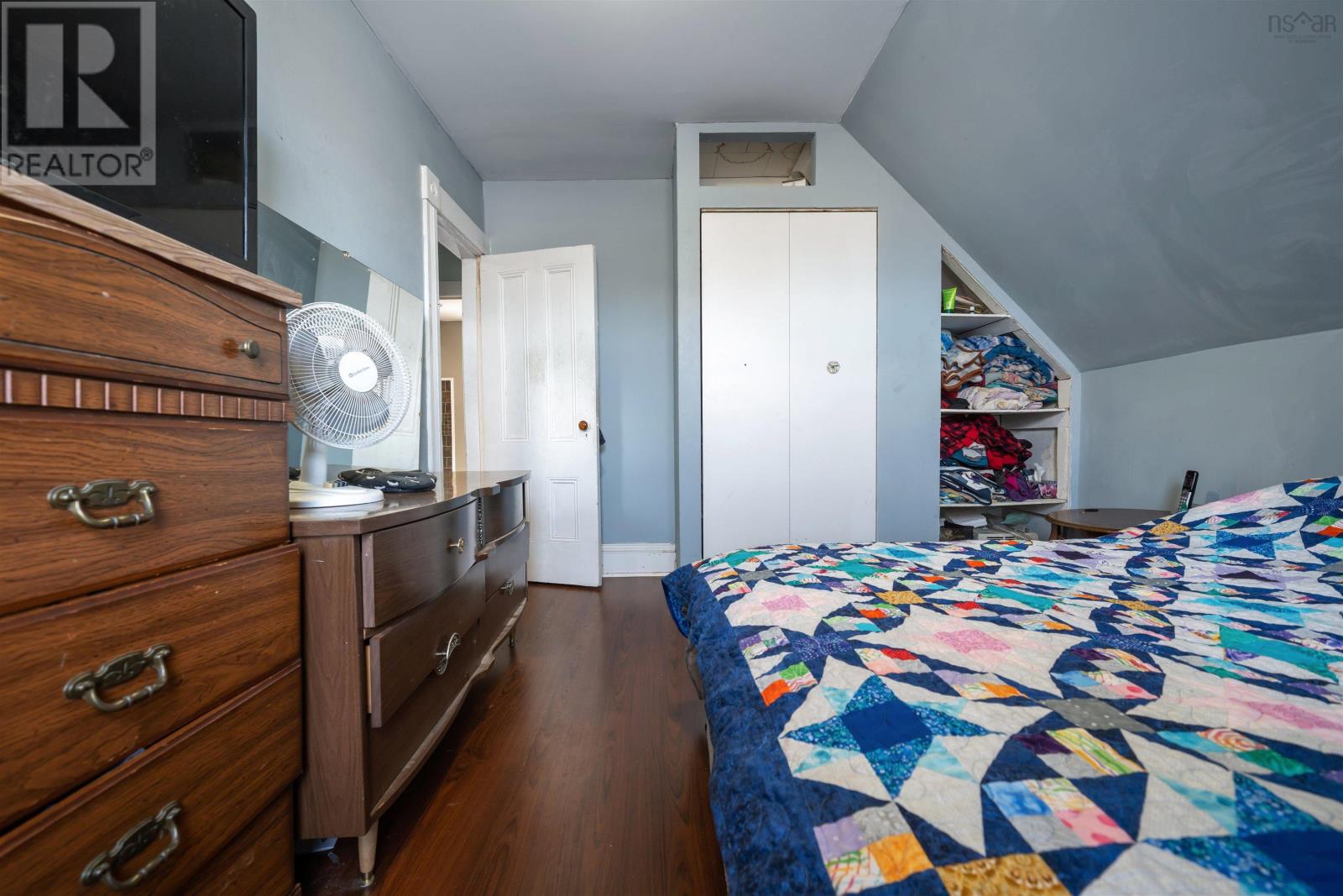 Property 28 of 32 of 10 East Pleasant Street