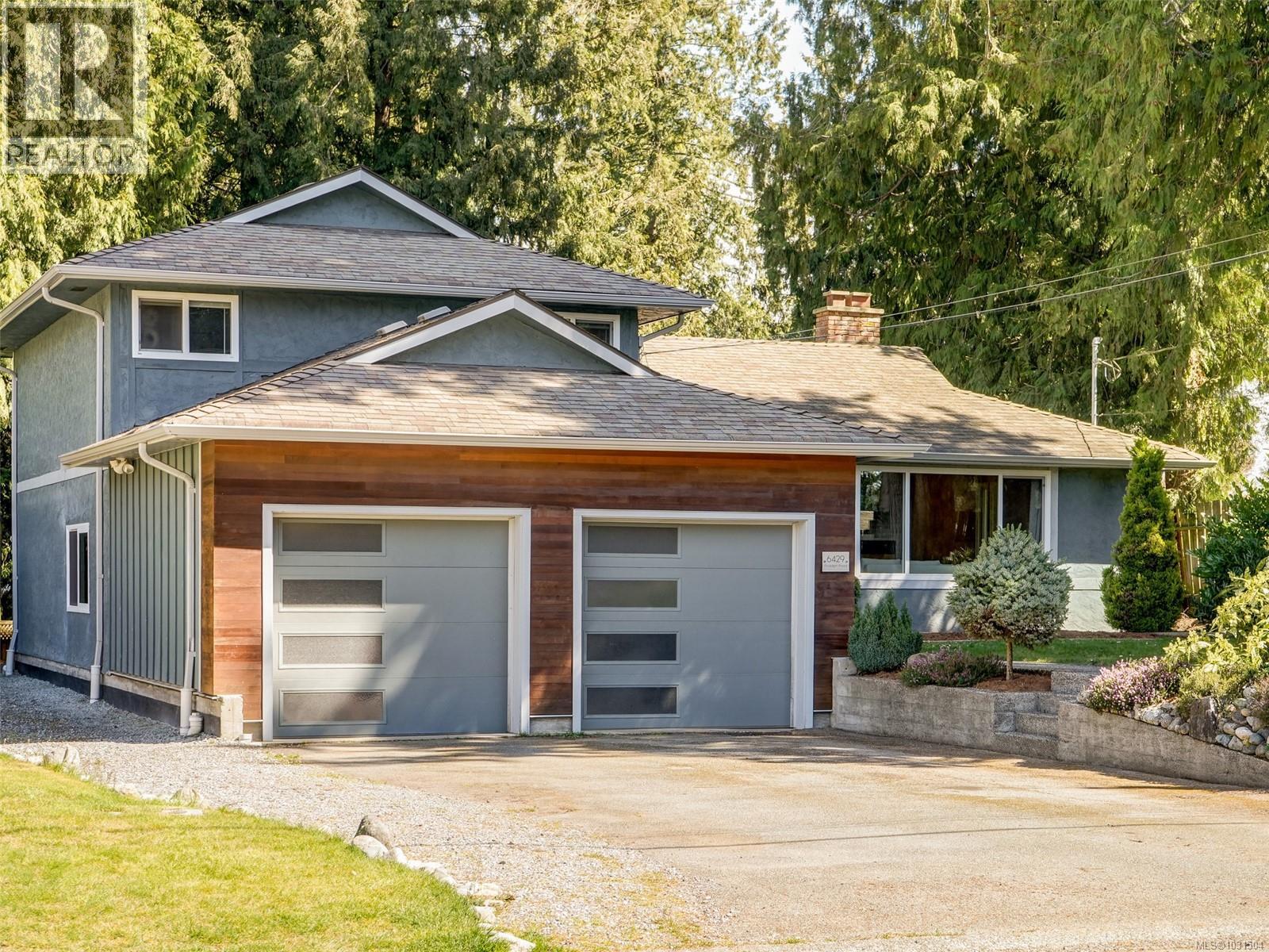 6429 Rodolph Rd, Central Saanich