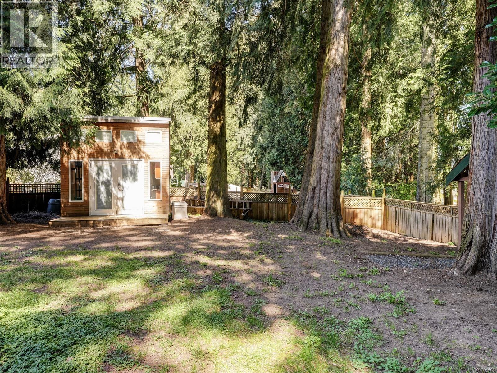 6429 Rodolph Rd, Central Saanich