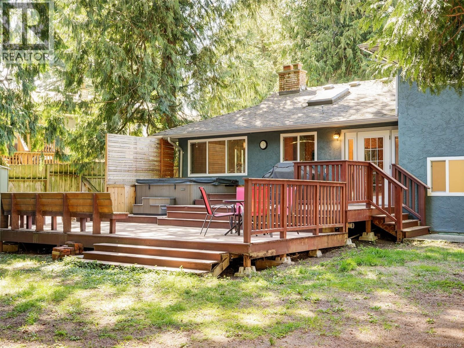 6429 Rodolph Rd, Central Saanich