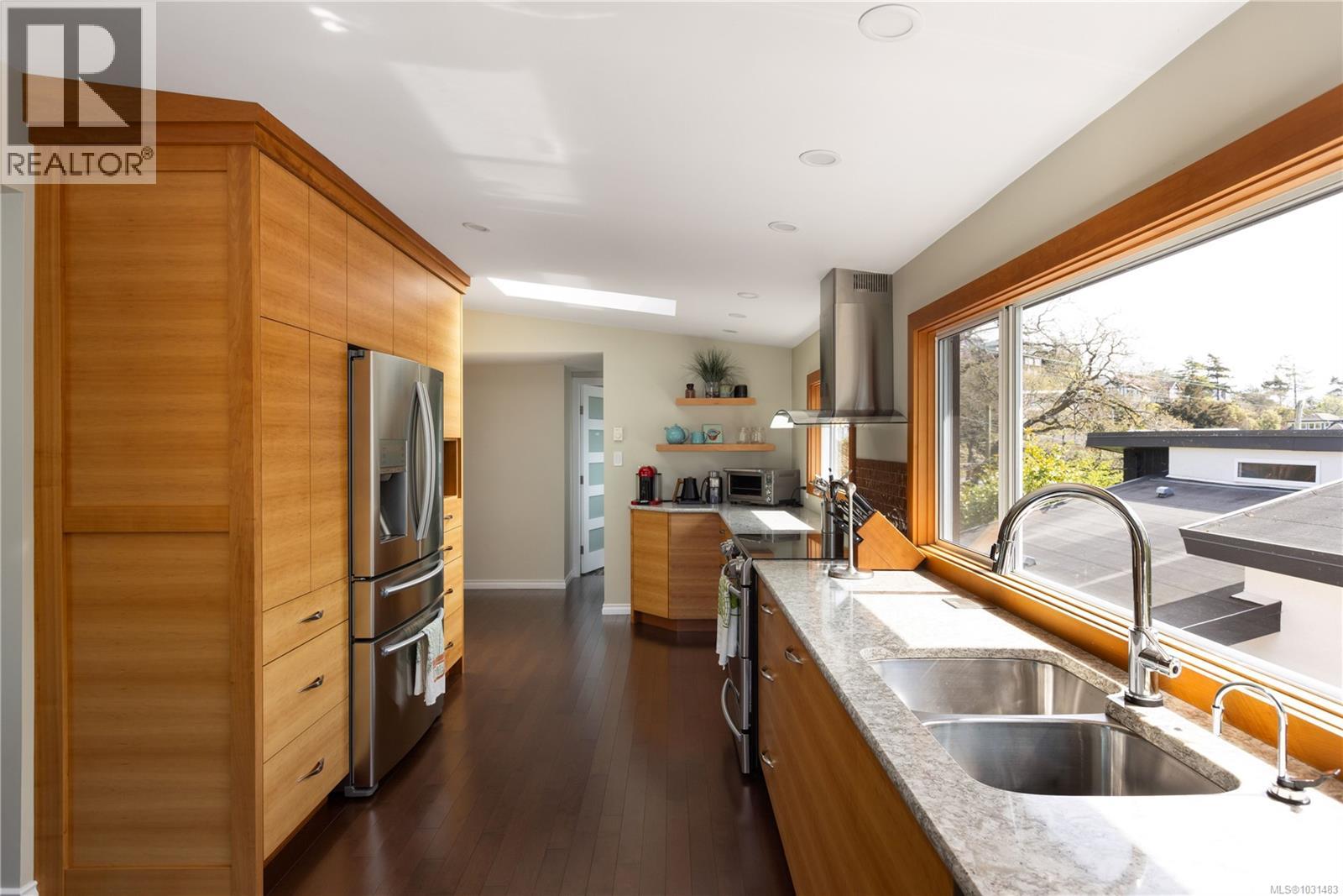 338 FOUL BAY RD - 12