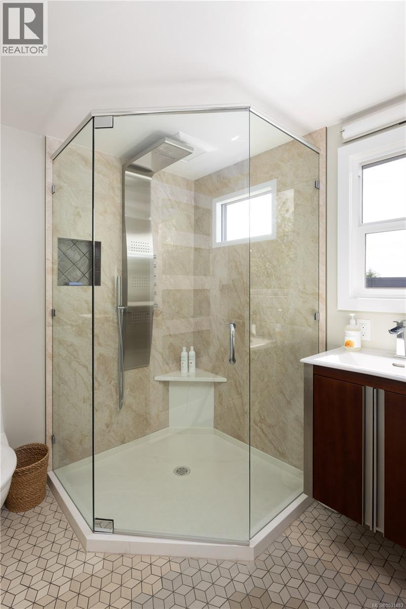 338 FOUL BAY RD - 29