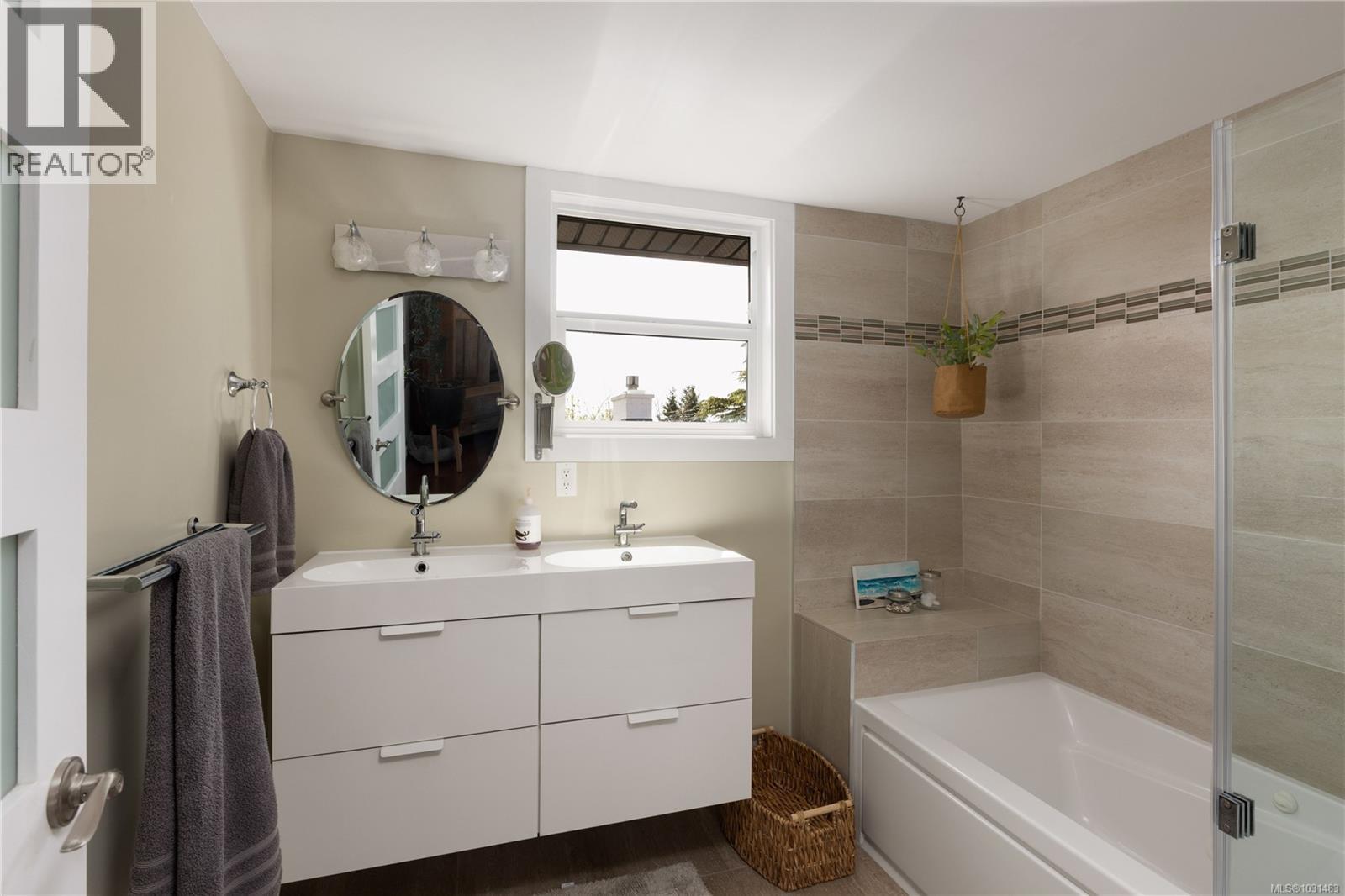 338 FOUL BAY RD - 35