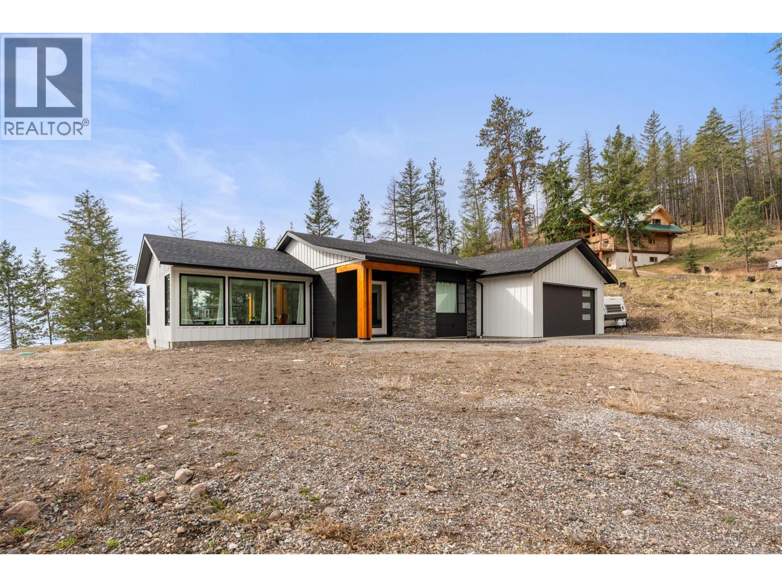 91 Lester Road, Vernon