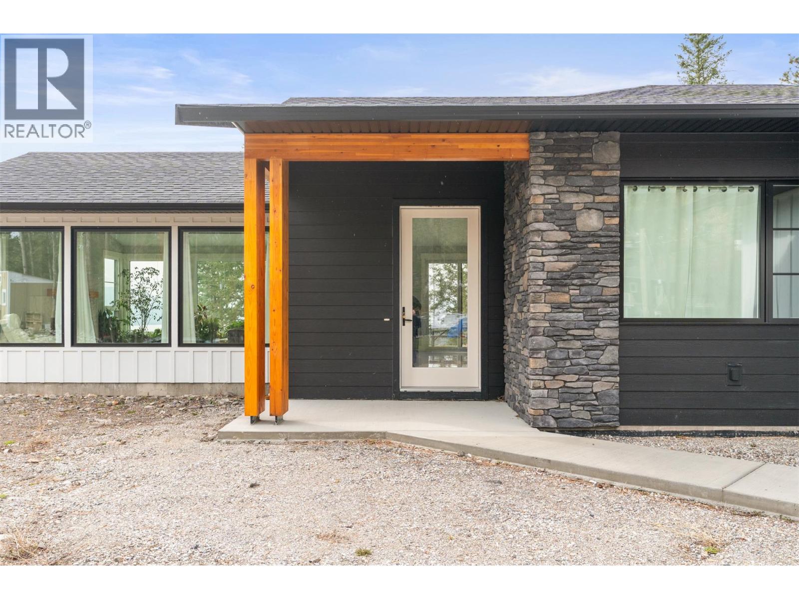 91 Lester Road, Vernon