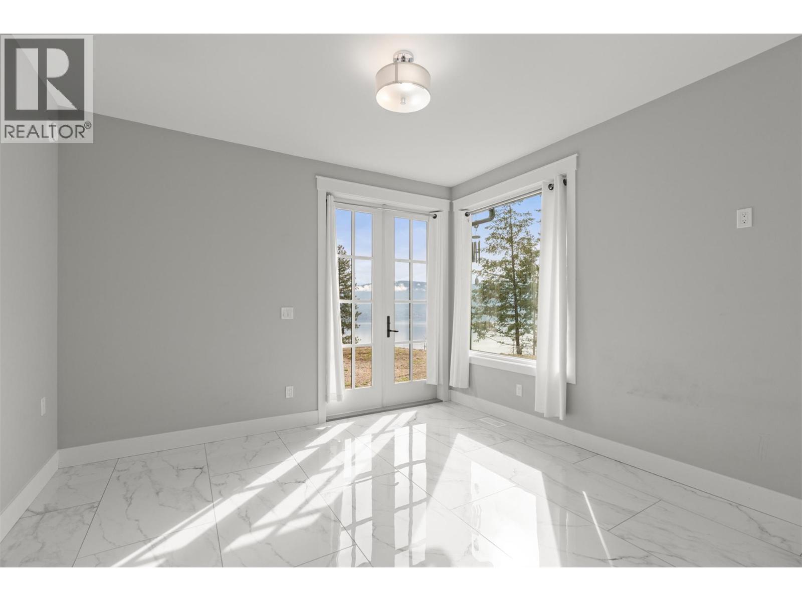 91 Lester Road - 54