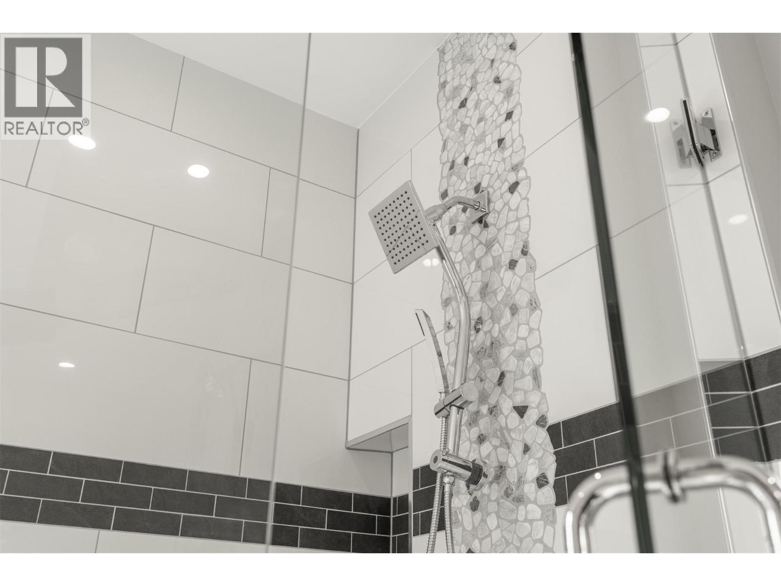 91 Lester Road, Vernon