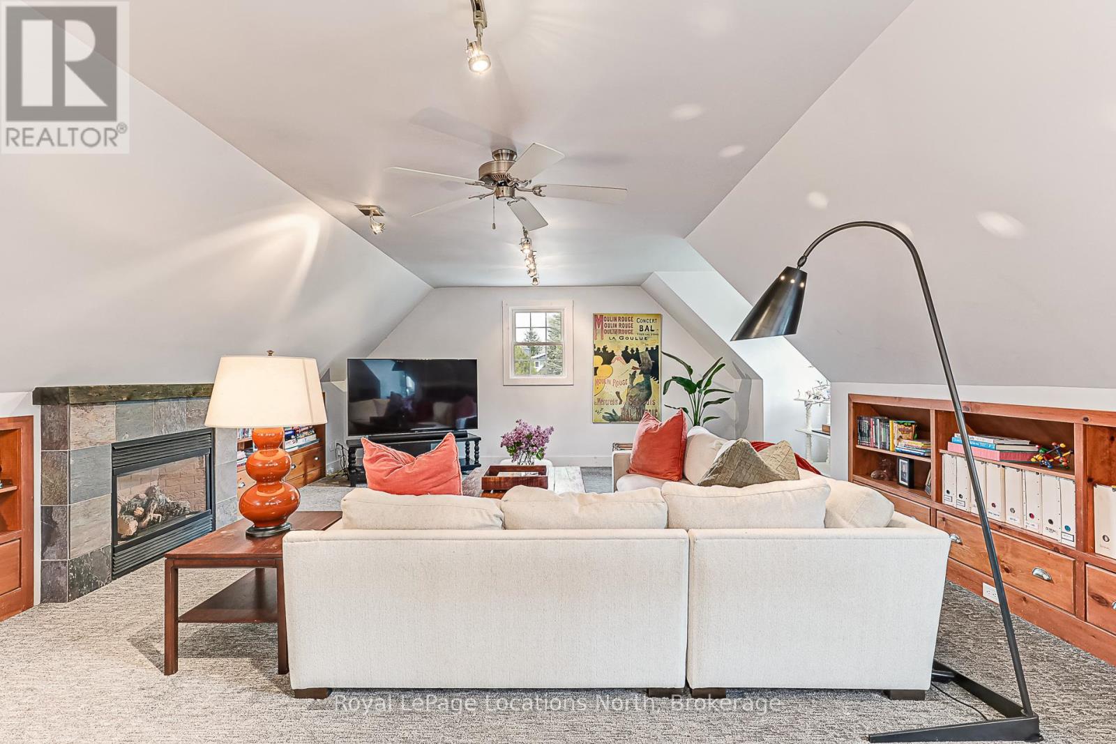 13 PARKLAND DRIVE - 24