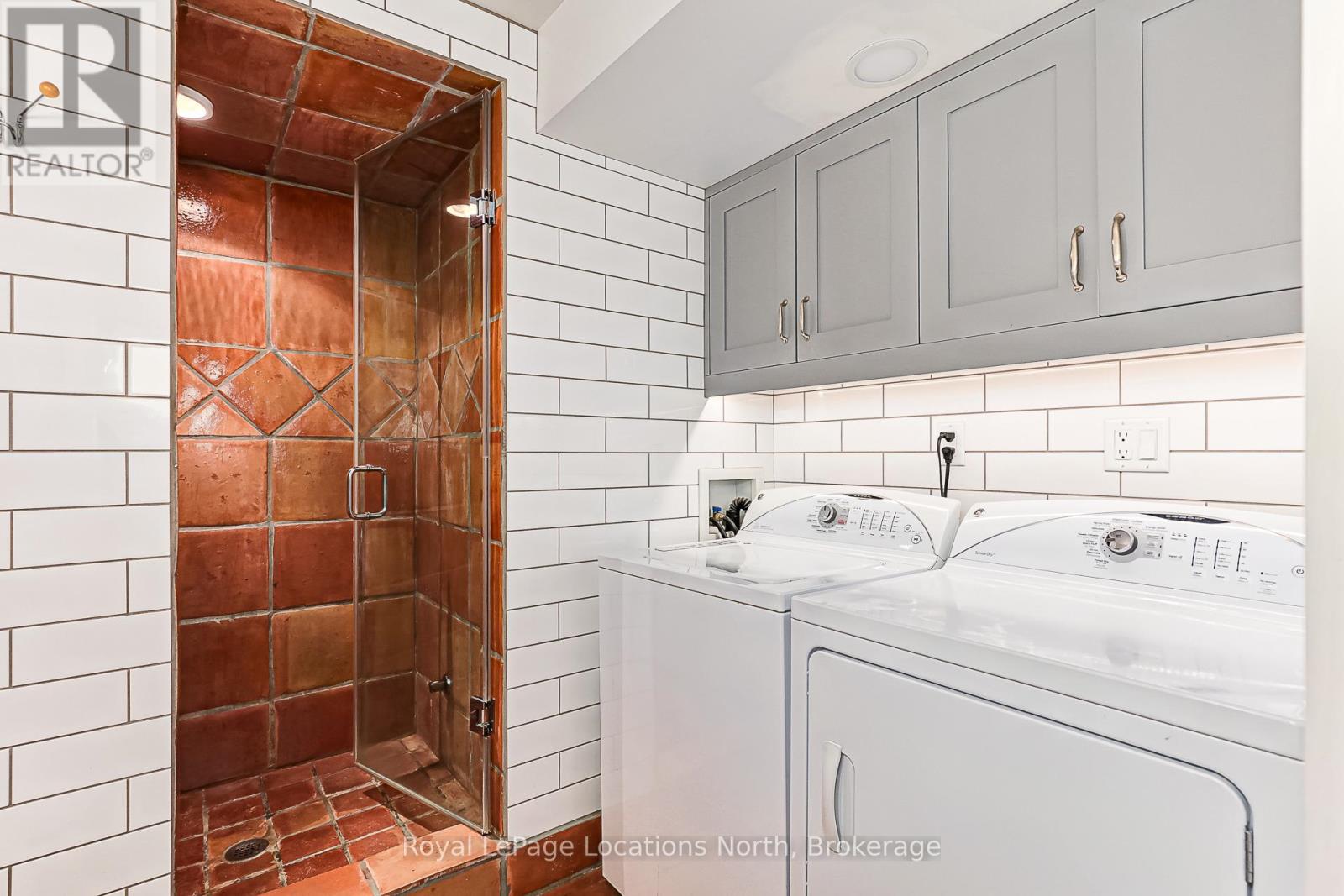 13 PARKLAND DRIVE - 45