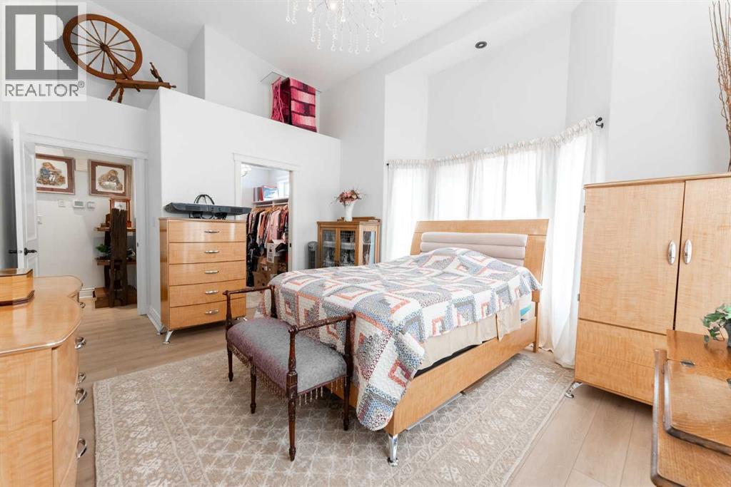 4330 4 AVENUE S - 15