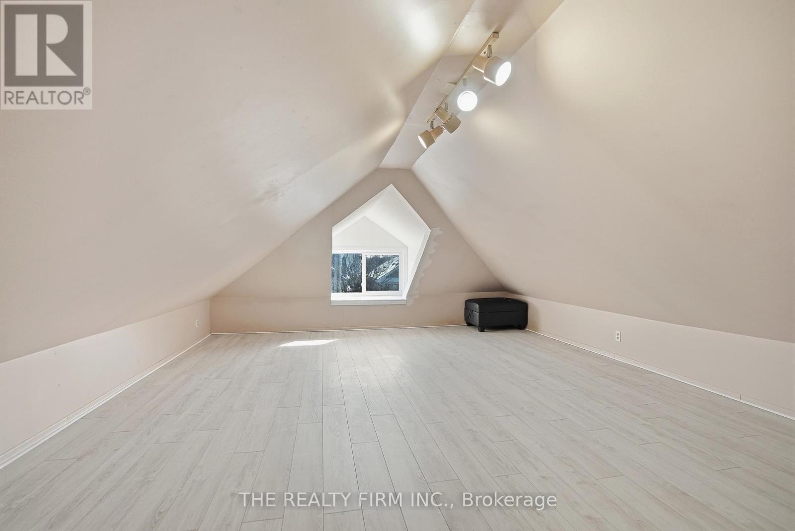 151 BRISBIN STREET Property Photo