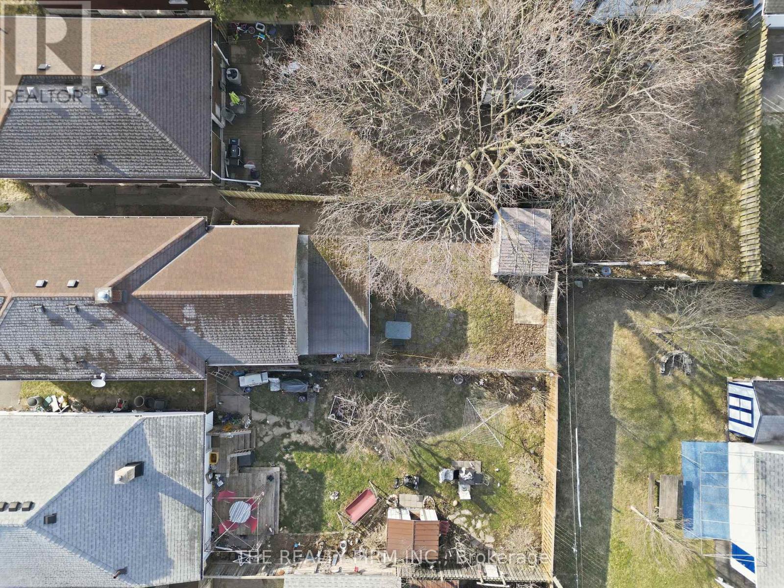 151 BRISBIN STREET Property Photo