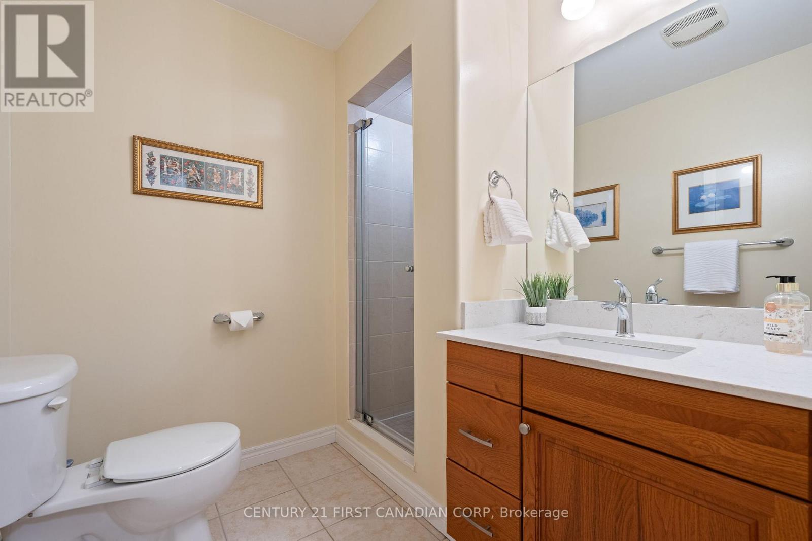 21 - 19 SOMERSET DRIVE Property Photo