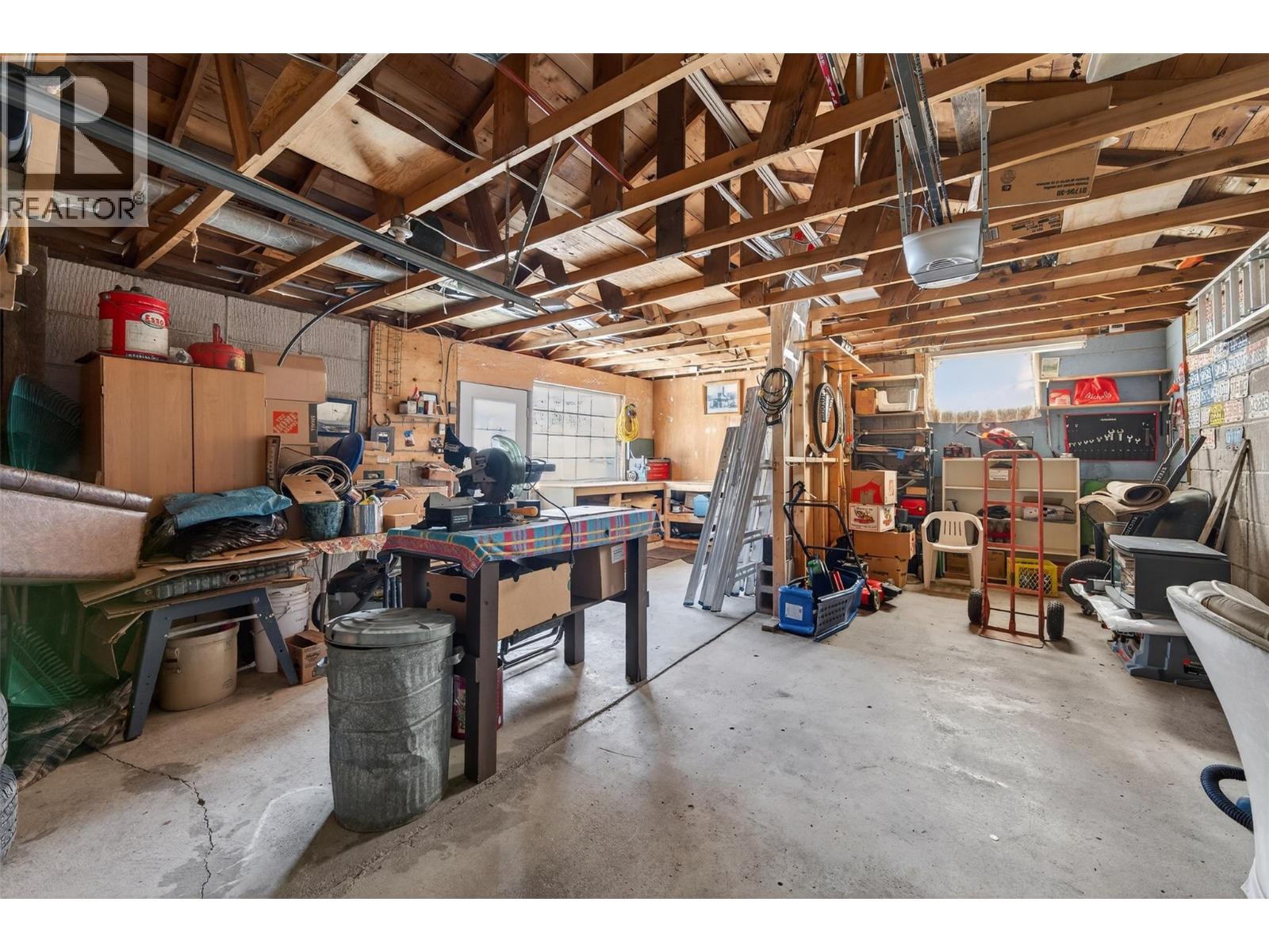 913 Sixth Street - 20