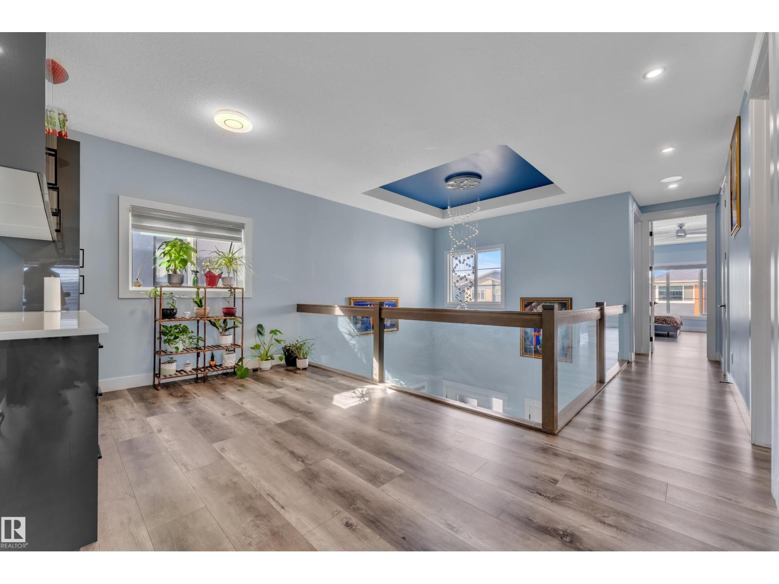 2011 18 AV NW, Edmonton