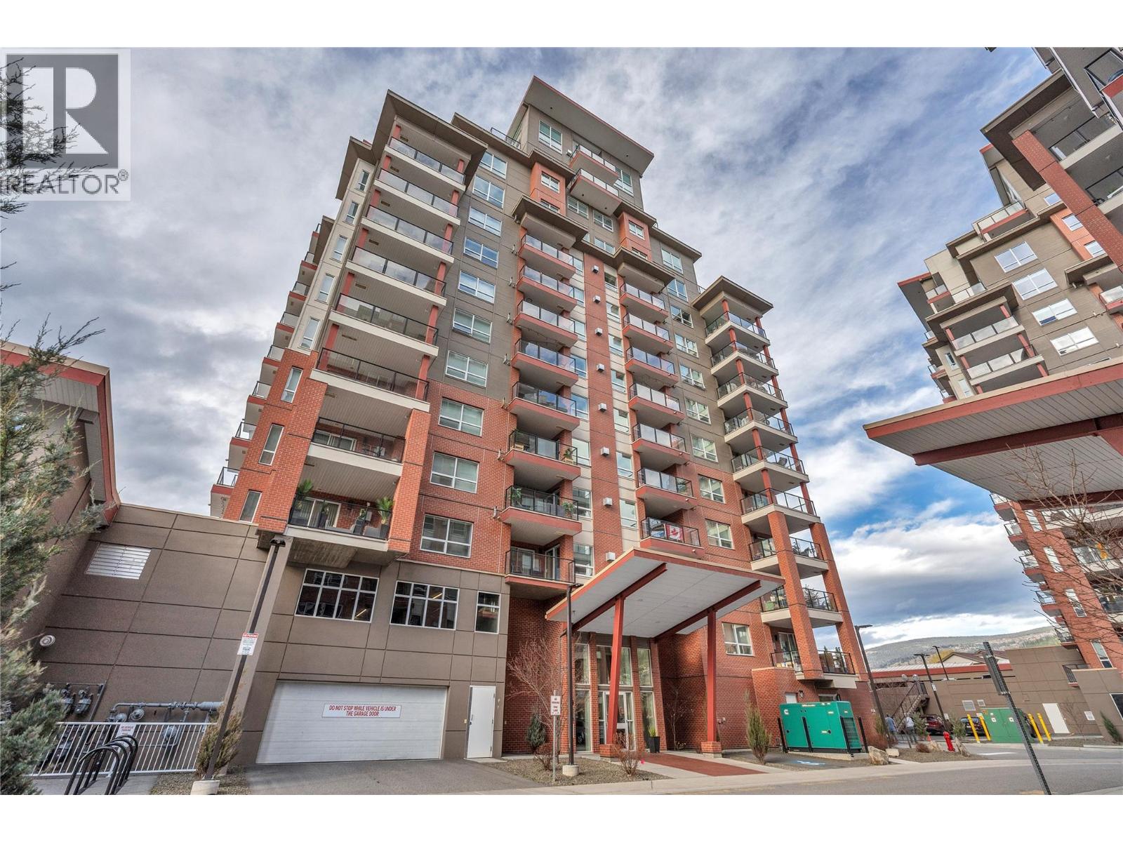 #1105 3346 SKAHA LAKE ROAD - 39