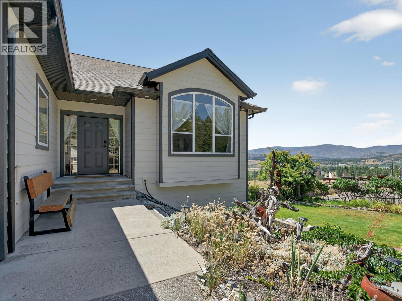 5955 Postill Lake Road - 5