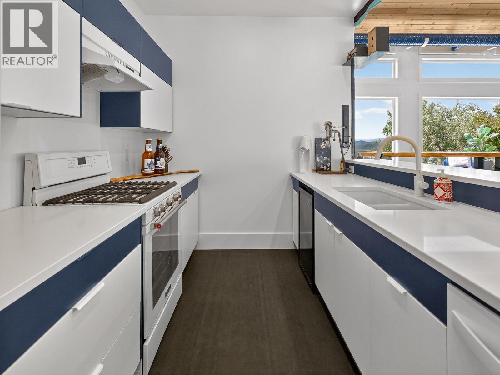  5955 Postill Lake Road, Kelowna