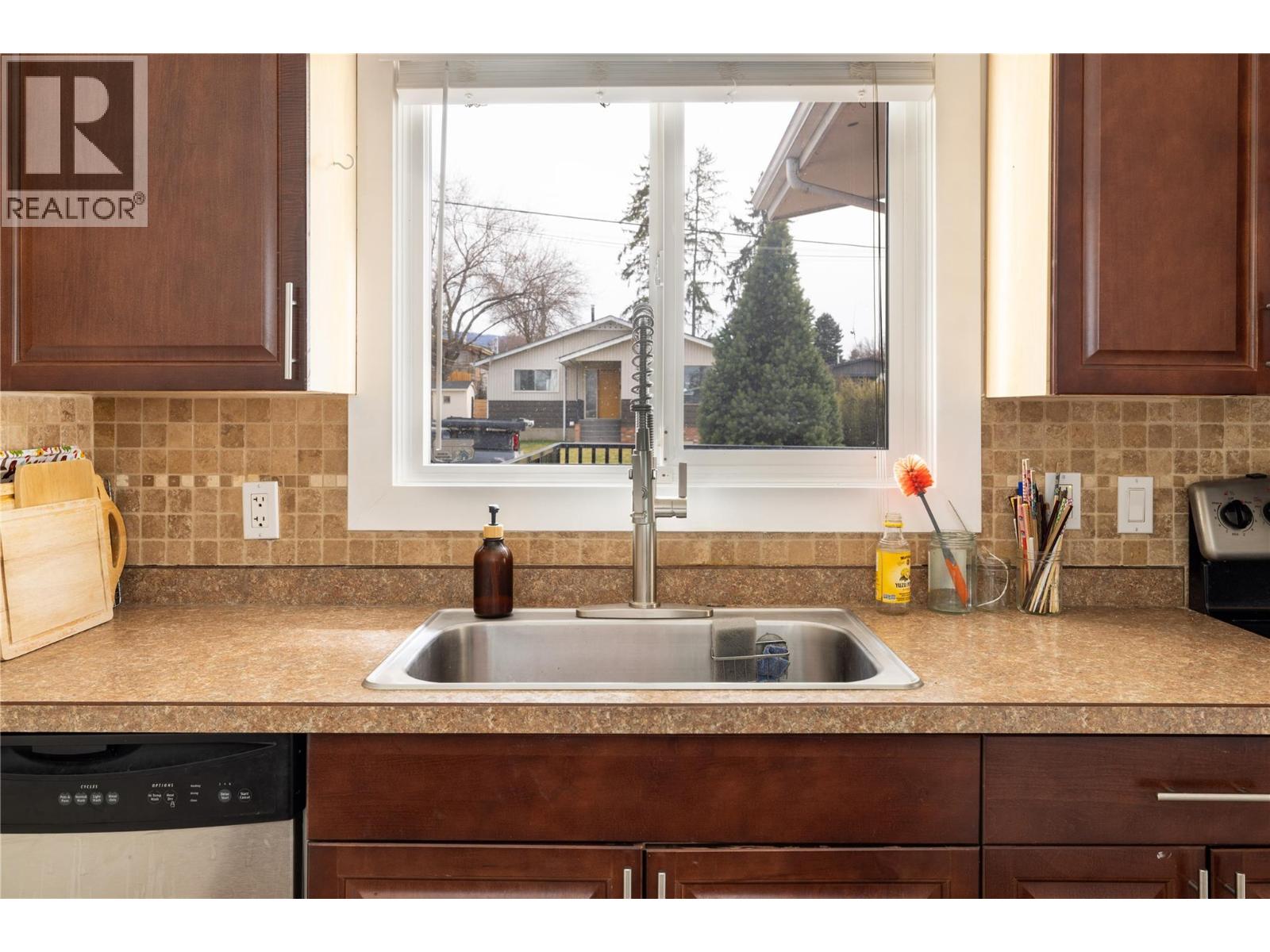 1509 38 Avenue, Vernon