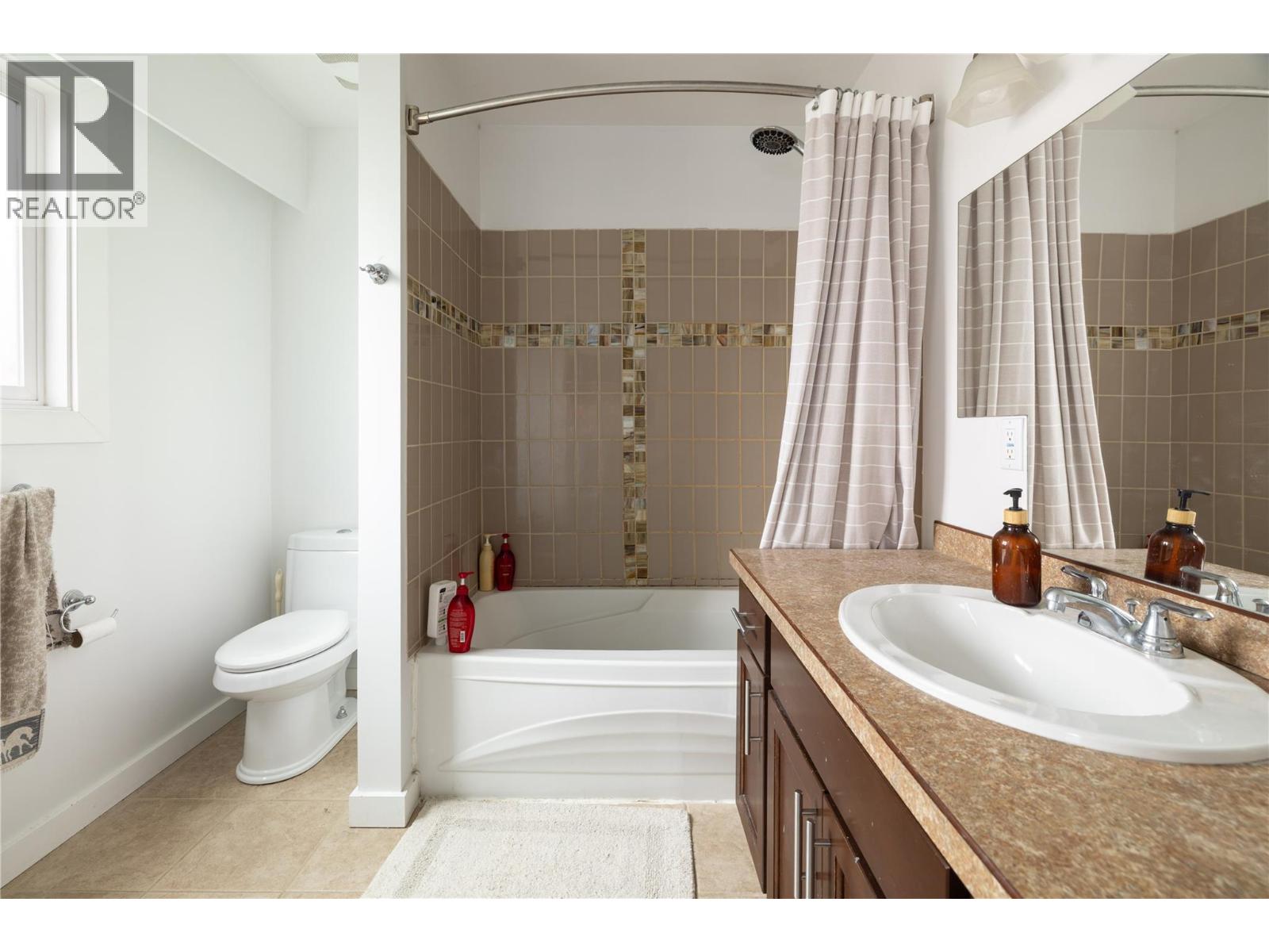 1509 38 Avenue, Vernon